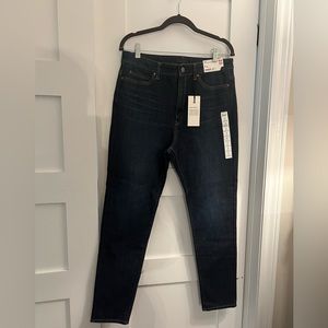 Uniqlo Ultra Stretch High Rise Ankle Jeans - Size 32